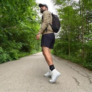 Meet your Posher, Luis